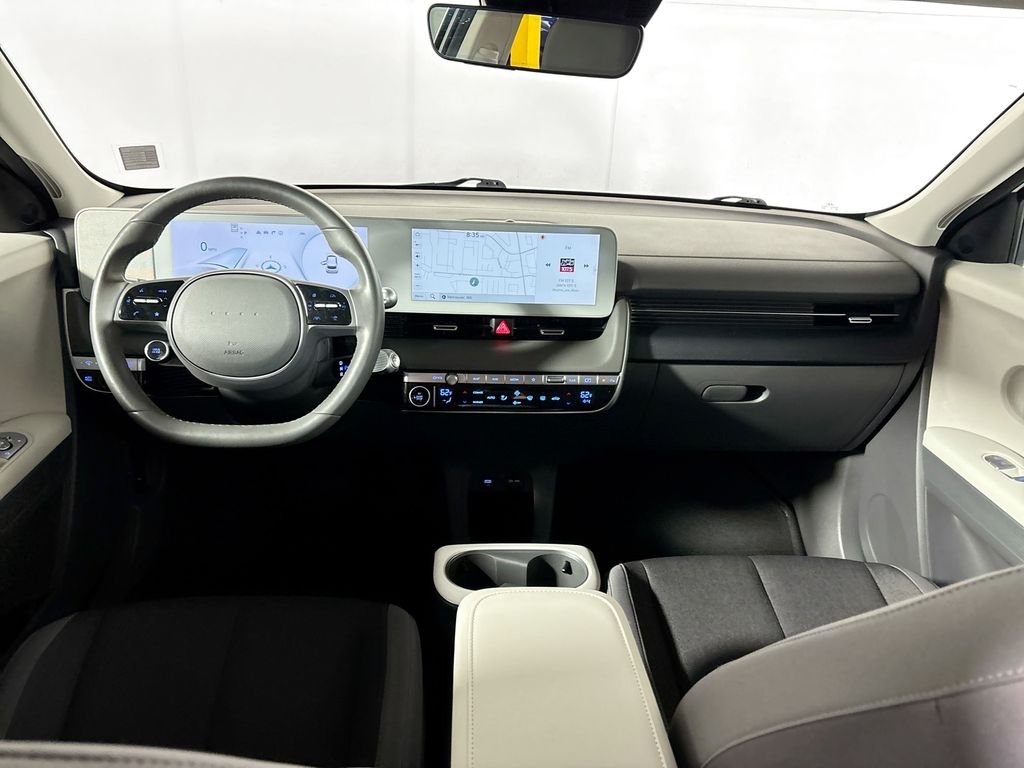 Used 2024 White Hyundai SEL image 12