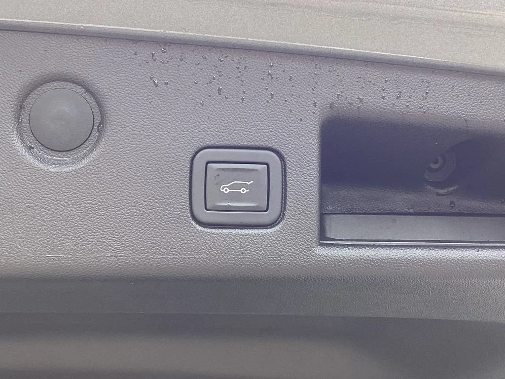 Used 2024 Sterling Gray Metallic Chevrolet LT image 24