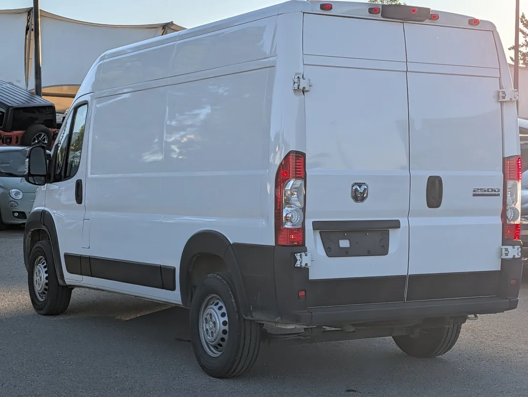 Certified Used 2025 White RAM Tradesman 136 HR - Convenience Grp - MOPAR Side Wall Paneling - Cargo Partition image 6