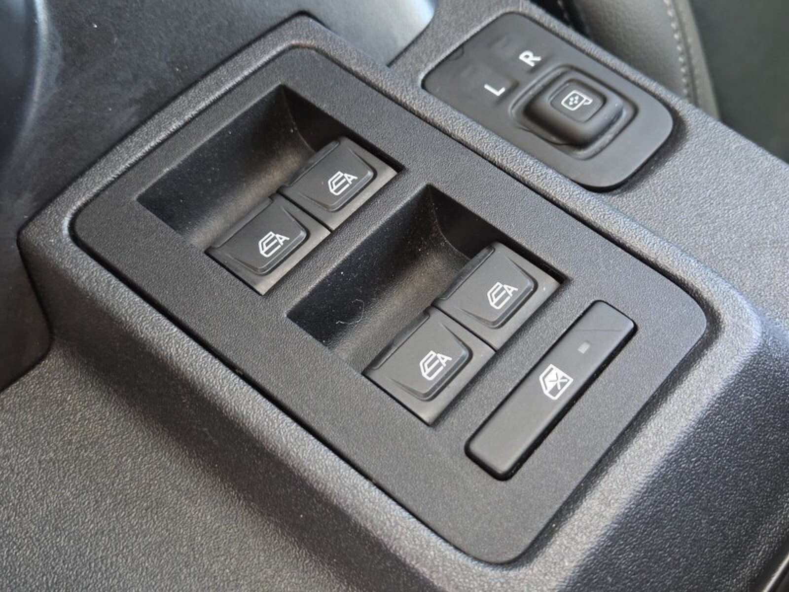 Used 2022 Cactus Gray Ford OUTER BANKS image 32