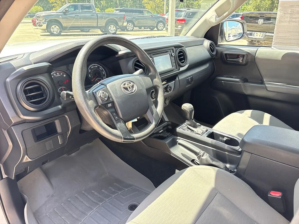Certified Used 2017 White Toyota SR image 6