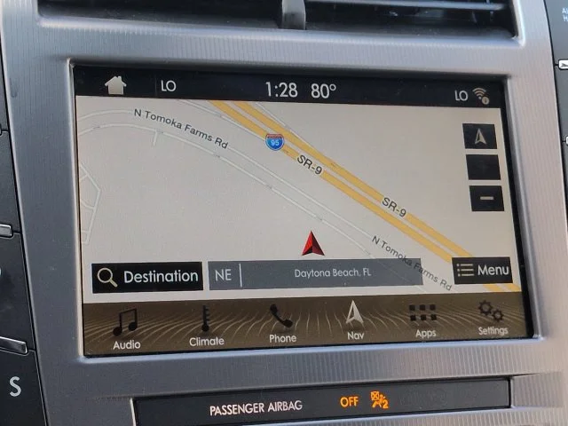 Used 2019 Red Lincoln Reserve image 21