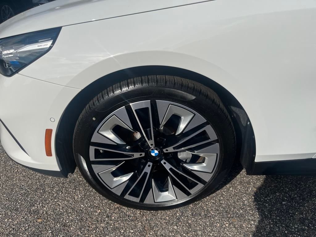 2025 BMW i5 40 - Photo 25