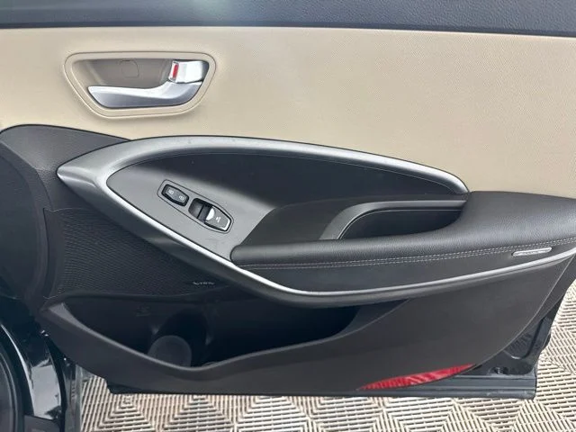 Used 2017 Black Hyundai 2.0T Ultimate image 19