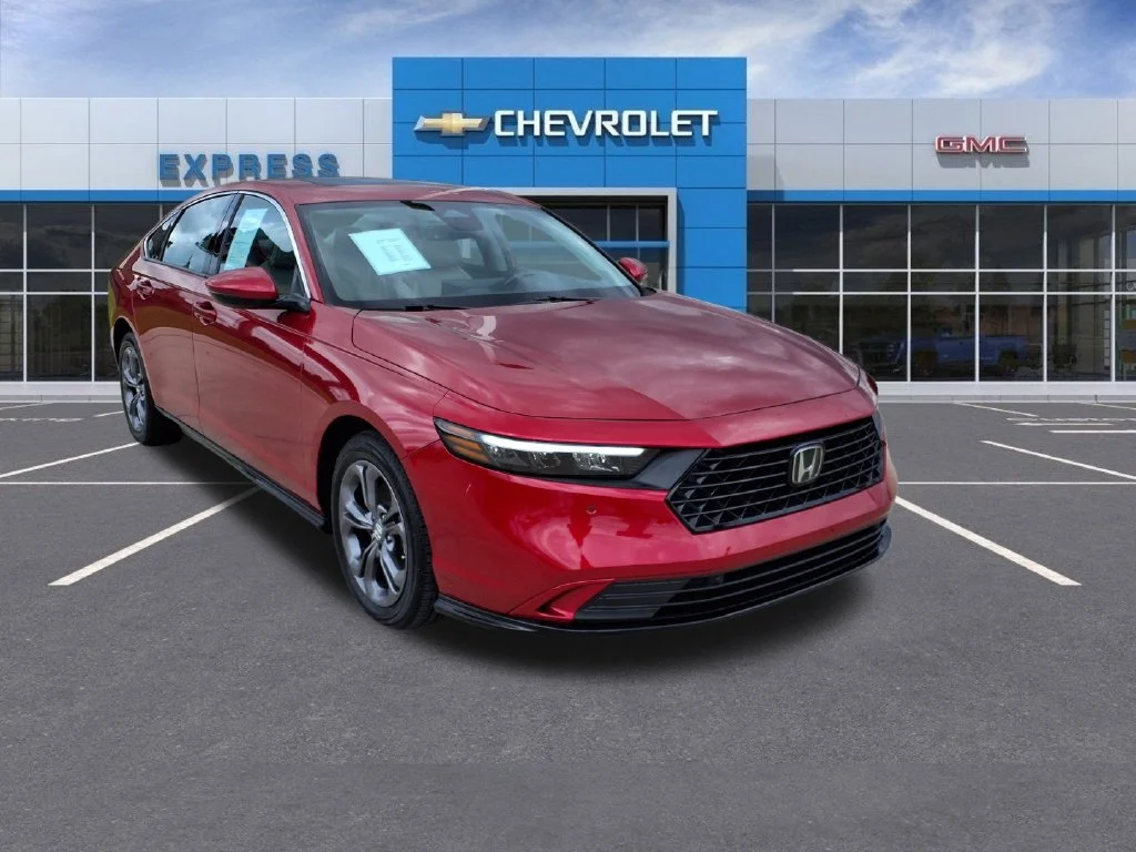 Used 2024 Red Honda EX-L image 1