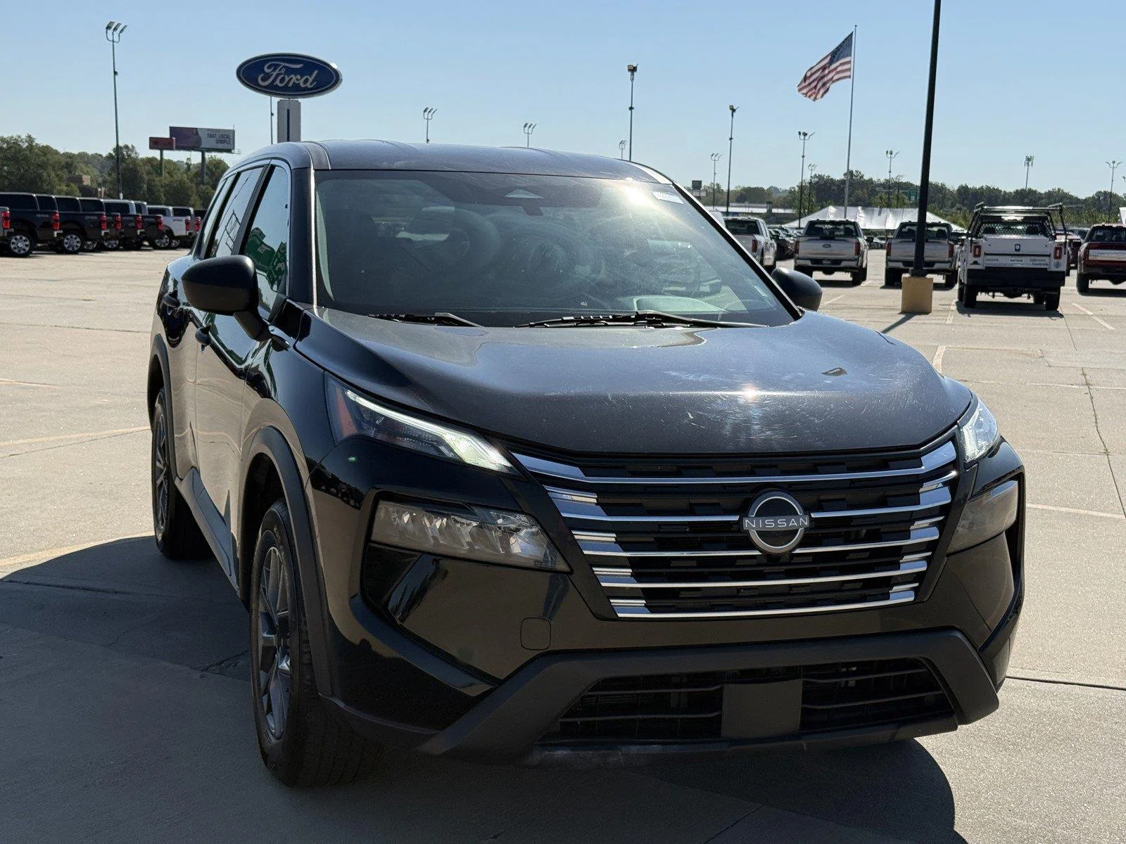 Used 2024 Nissan Rogue S with VIN 5N1BT3AA7RC697425 for sale in Kansas City