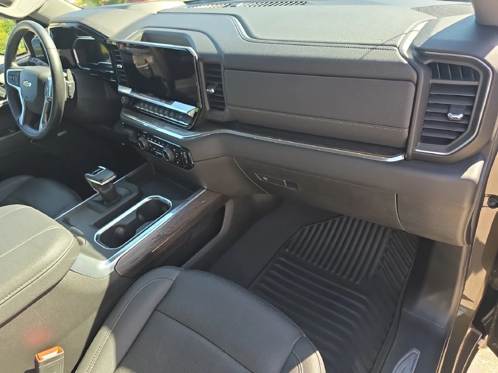 2023 Chevrolet Silverado 1500 LTZ - Photo 30