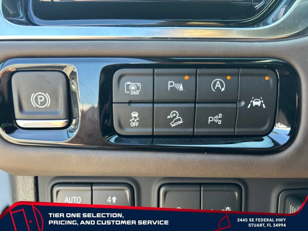 New 2026 Glacier White Tricoat GMC Denali Ultimate image 21