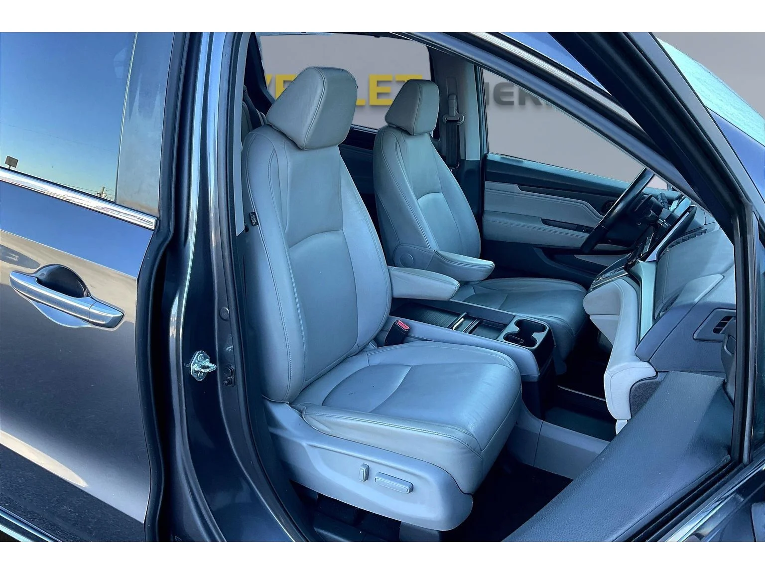 Used 2019 Gry Honda Touring image 6