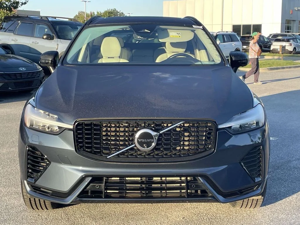 Used 2024 Denim Blue Metallic Volvo Plus Dark Theme image 23