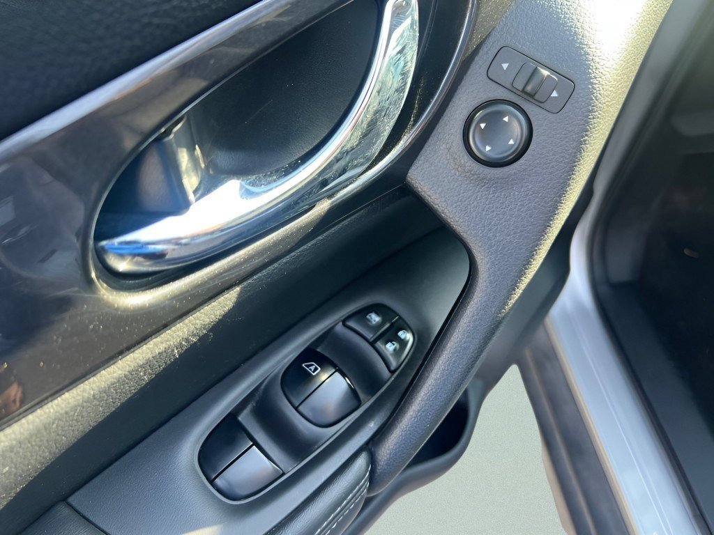 Certified Used 2019 Brilliant Silver Metallic Nissan SV image 19