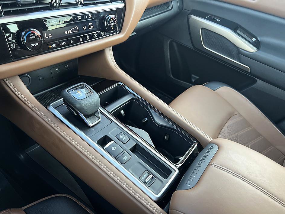 Used 2025 Deep Ocean Blue Pearl Nissan Platinum image 28