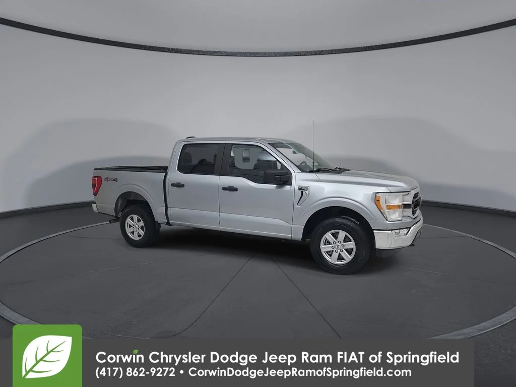 Used 2022 Silver Ford XLT image 2