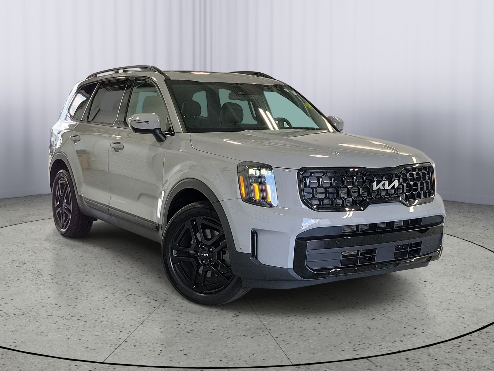 Used 2024 Gray Kia EX X-Line image 1