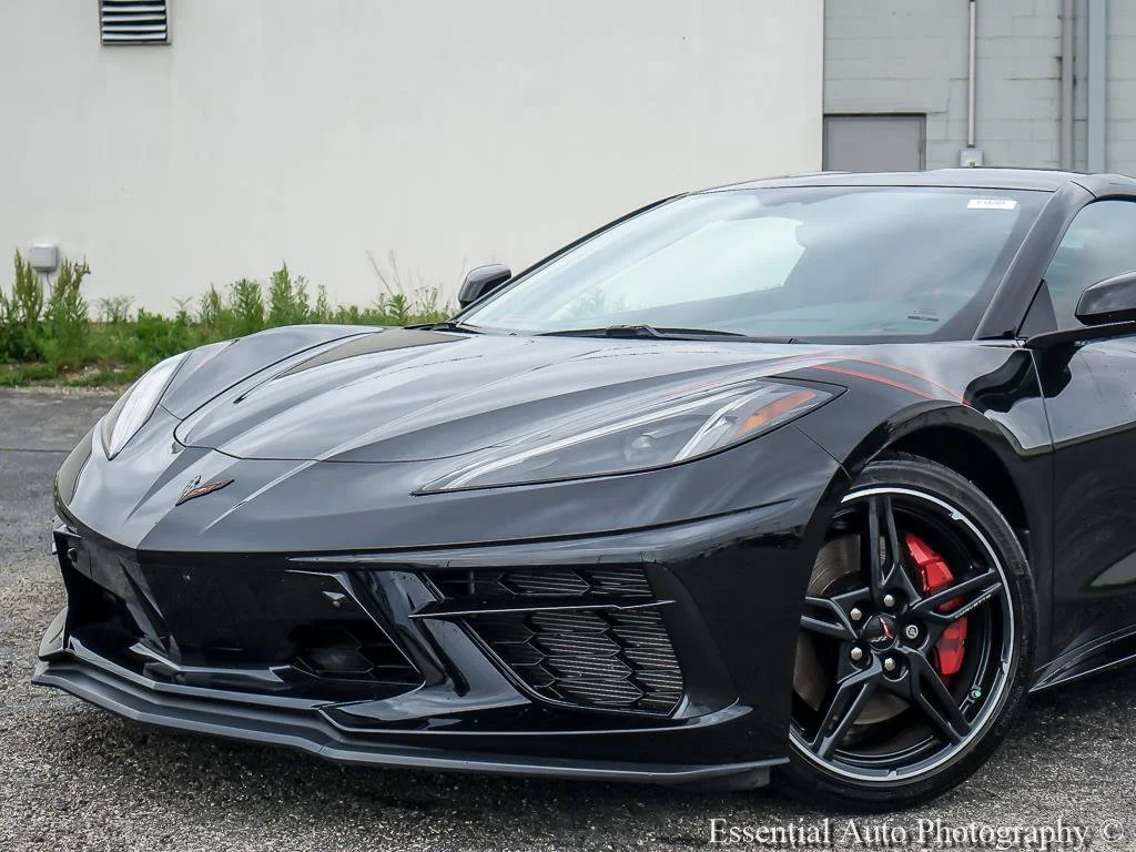 Used 2023 Black Chevrolet 2LT image 3