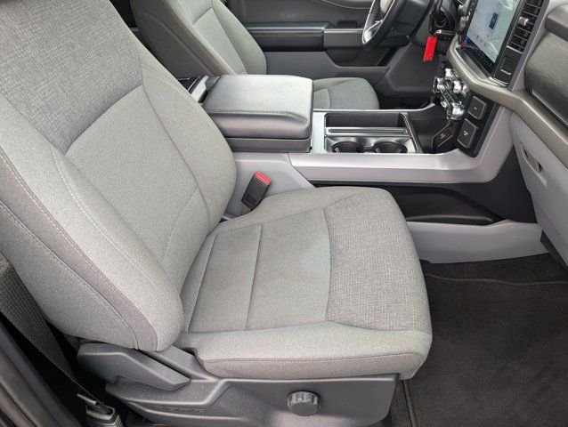 Used 2024 Black Ford XLT image 24