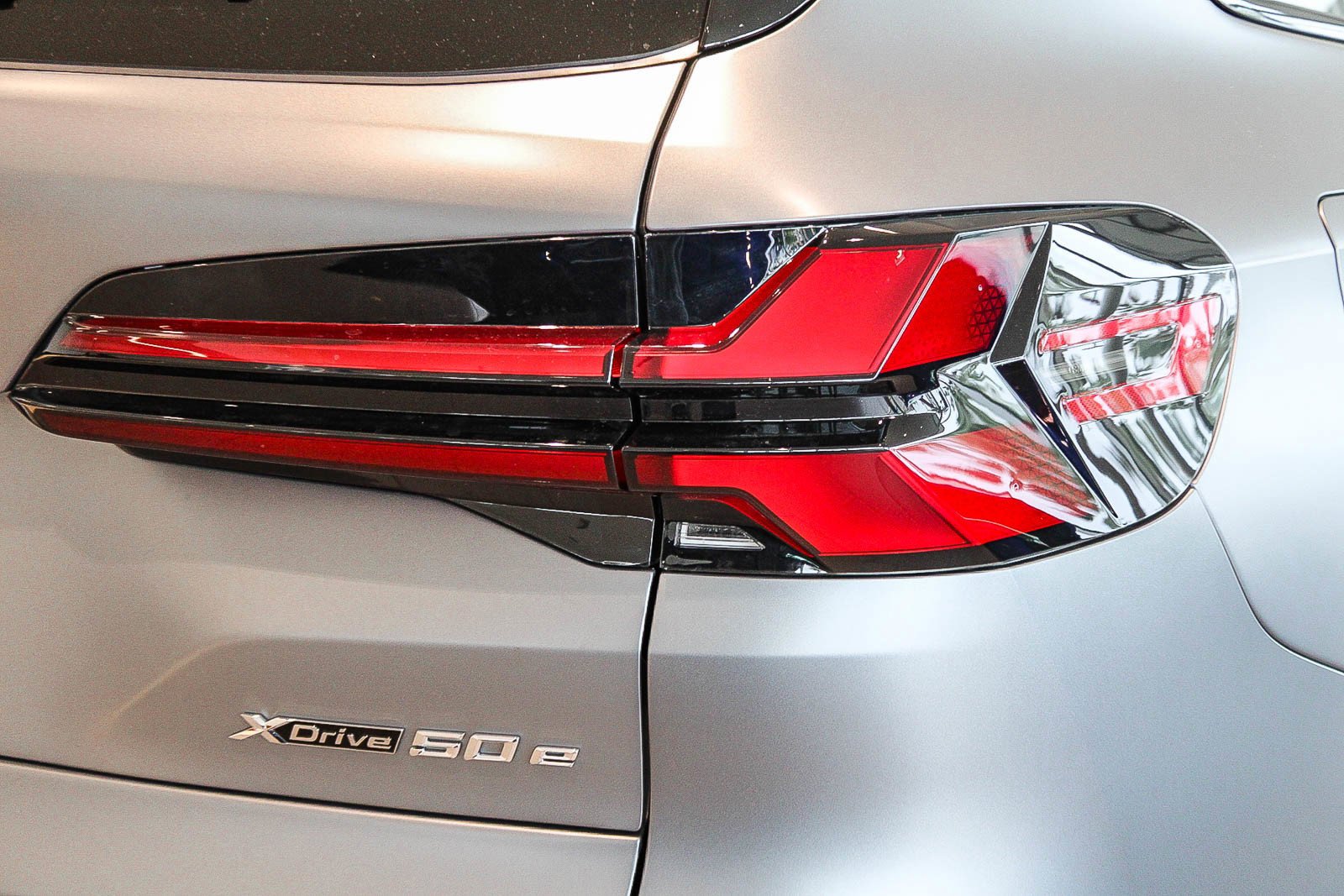 New 2026 Frozen Pure Grey Metallic BMW xDrive50e image 6
