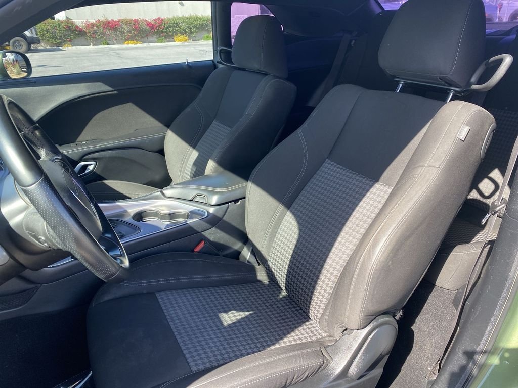 Used 2021 F8 Green Dodge SXT image 18