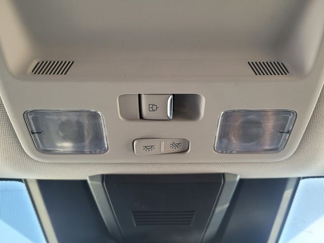 New 2025 Carbonized Gray Metallic Ford XLT image 43