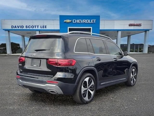 Used 2024 Black Mercedes-Benz GLB 250 image 8