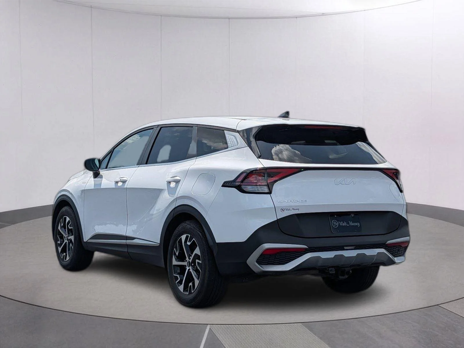 Used 2023 Glacial White Pearl Kia EX image 3