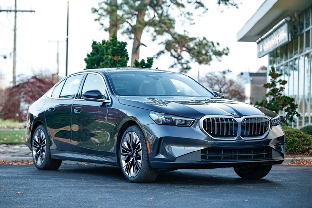 2026 BMW 5 Series 530i