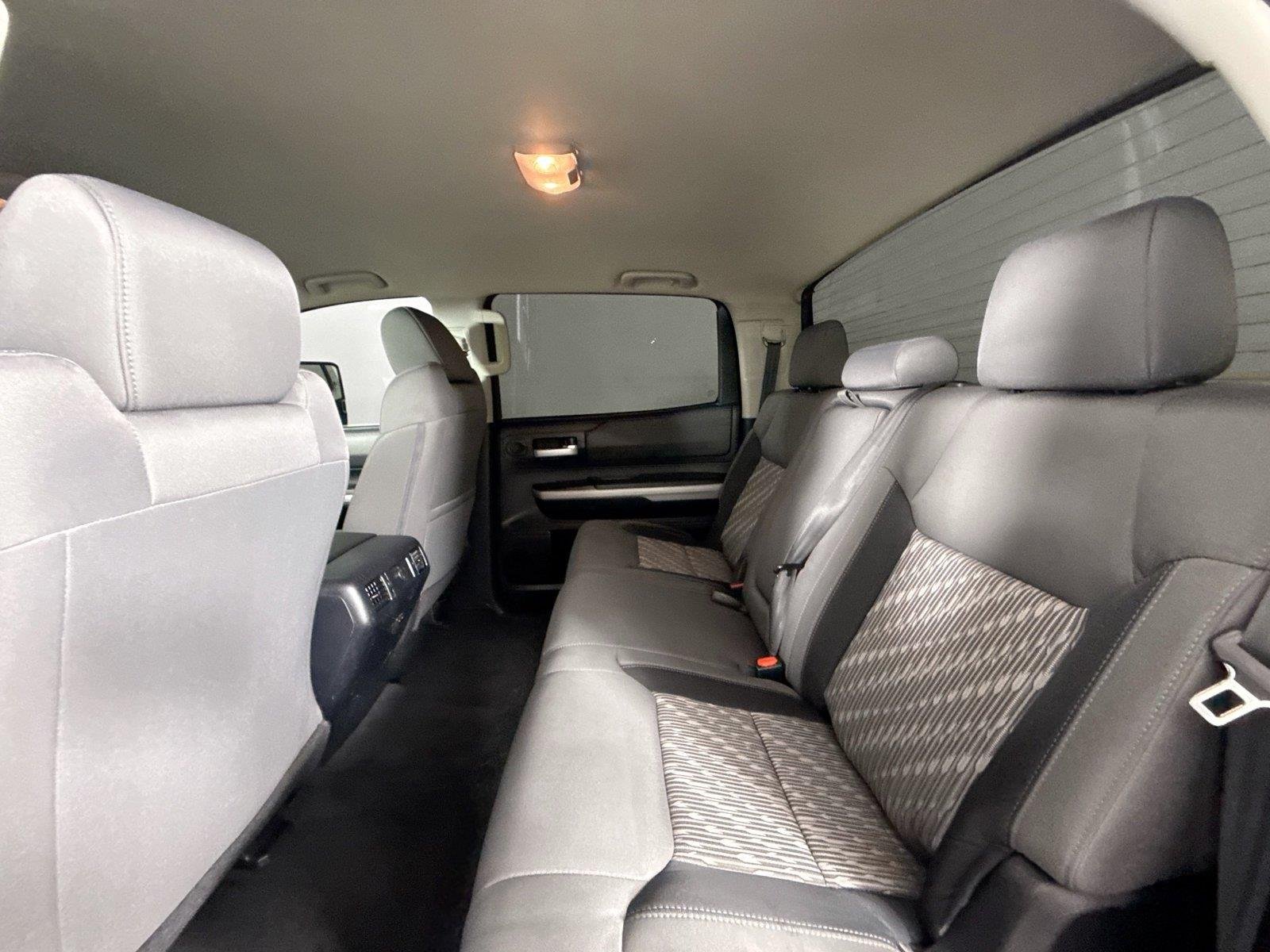 Used 2020 Midnight Black Metallic Toyota SR5 image 27