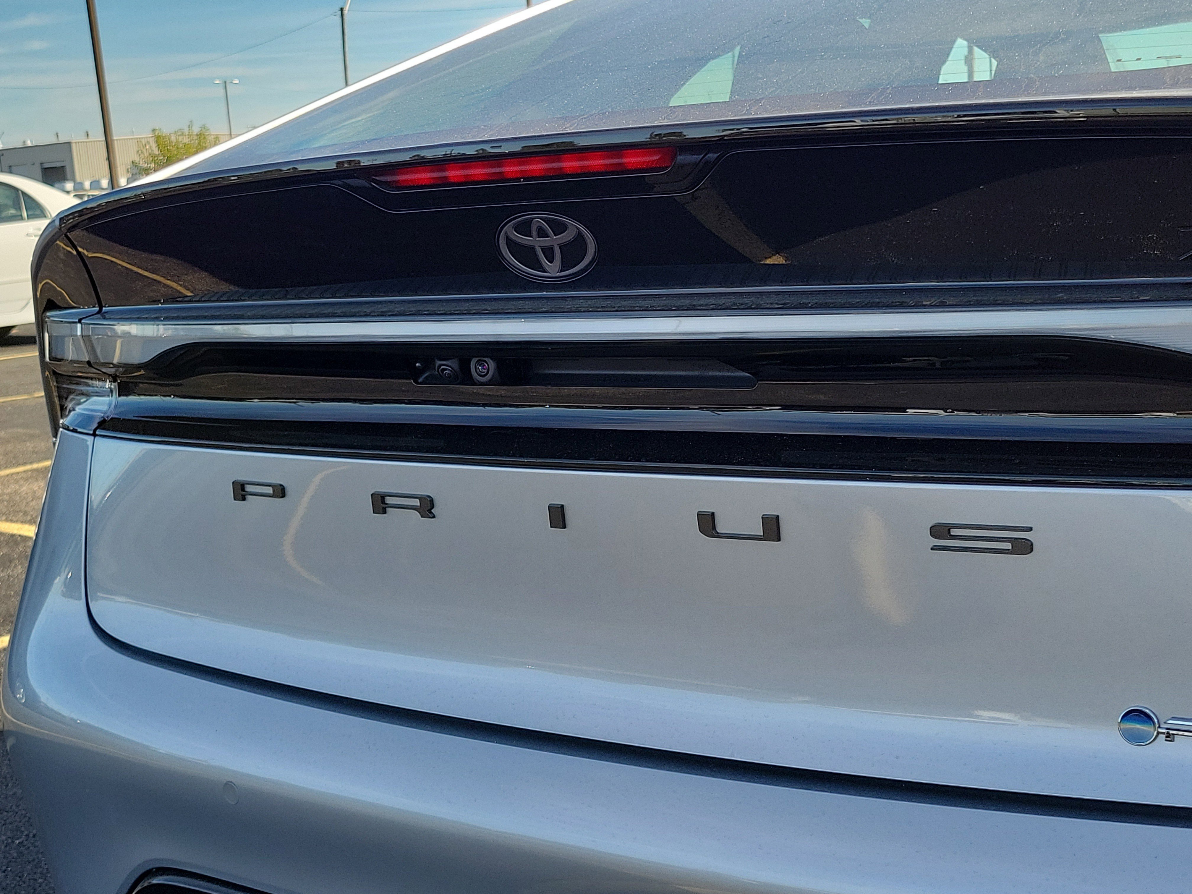 2026 Toyota Prius Plug-in Hybrid XSE Premium - Photo 6