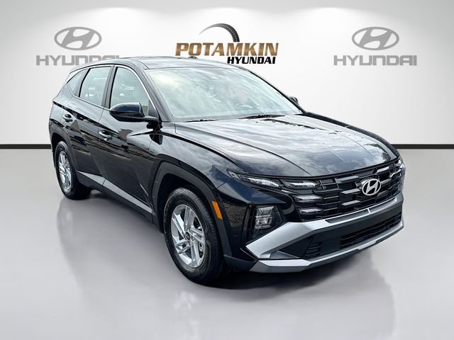 Used 2026 Black Hyundai SE image 3