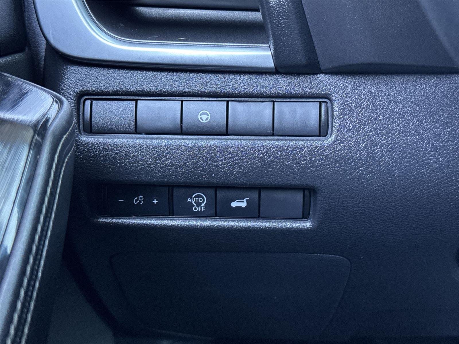 2024 Nissan Rogue SV - Photo 21