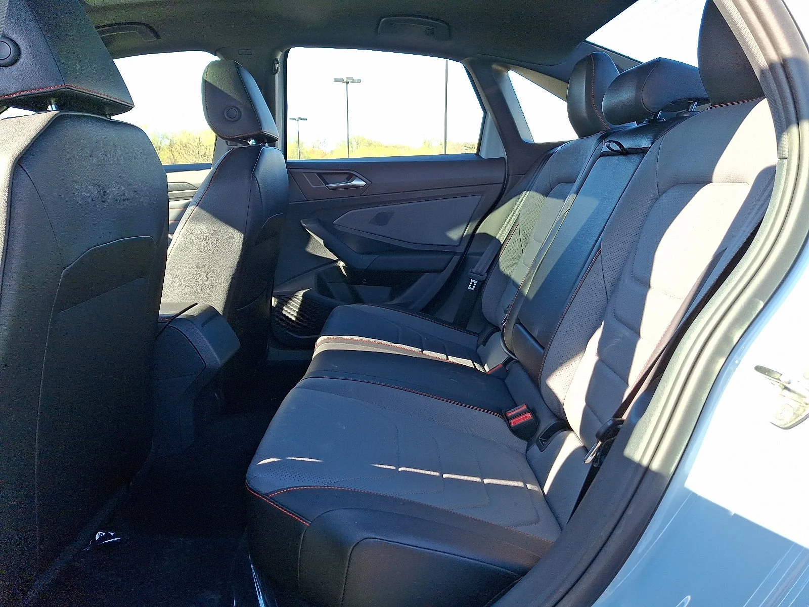 New 2026 Monument Gray w/Deep Black Roof - 9711 Volkswagen Autobahn image 8