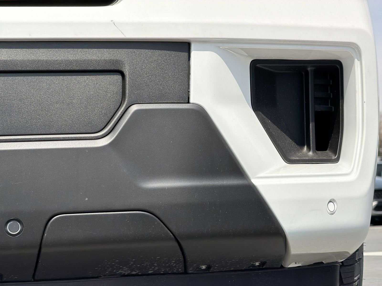 New 2026 Oxford White Ford Active image 11