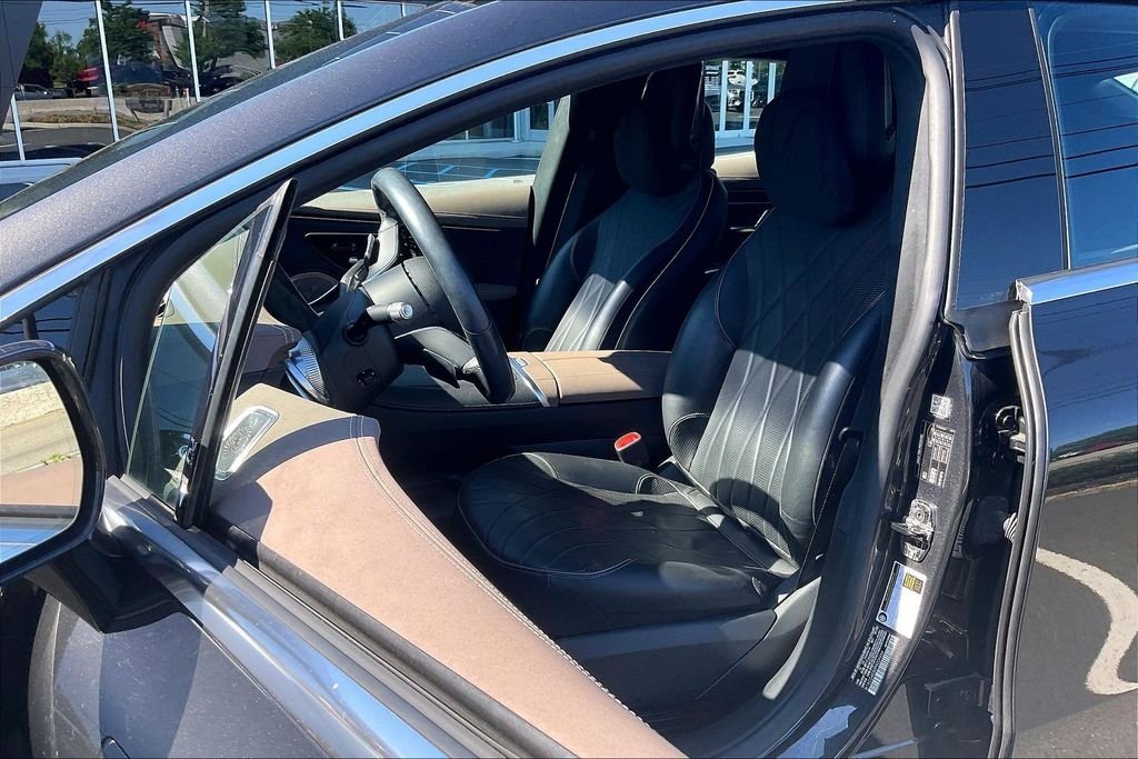 Certified Used 2023 Gray Mercedes-Benz 580 image 8