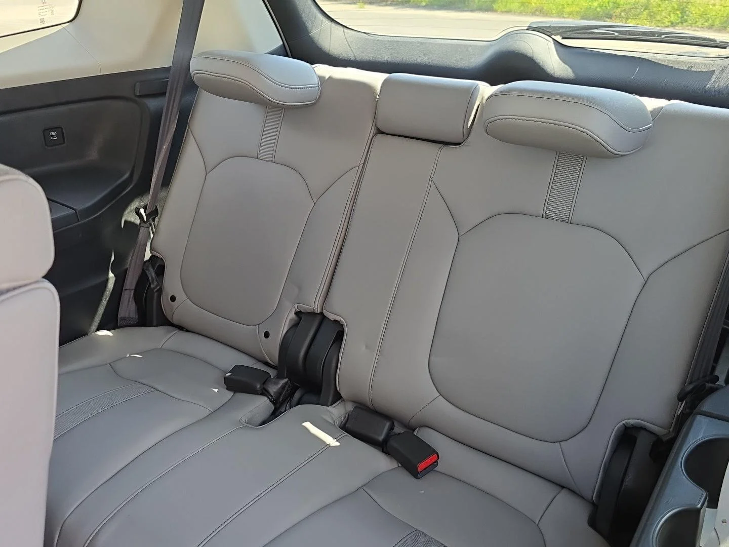 Used 2025 Platinum White Pearl Honda EX-L image 23