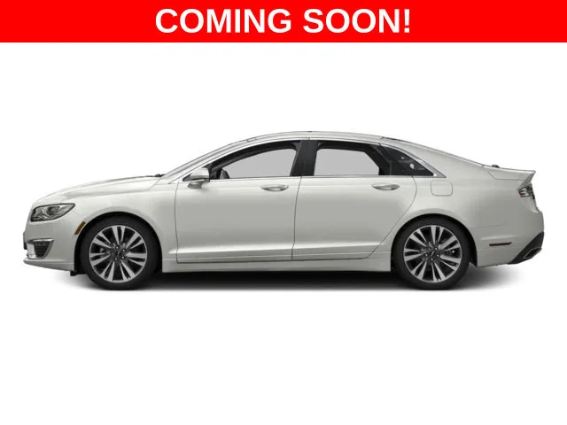 Used 2017 White Lincoln Reserve image 3