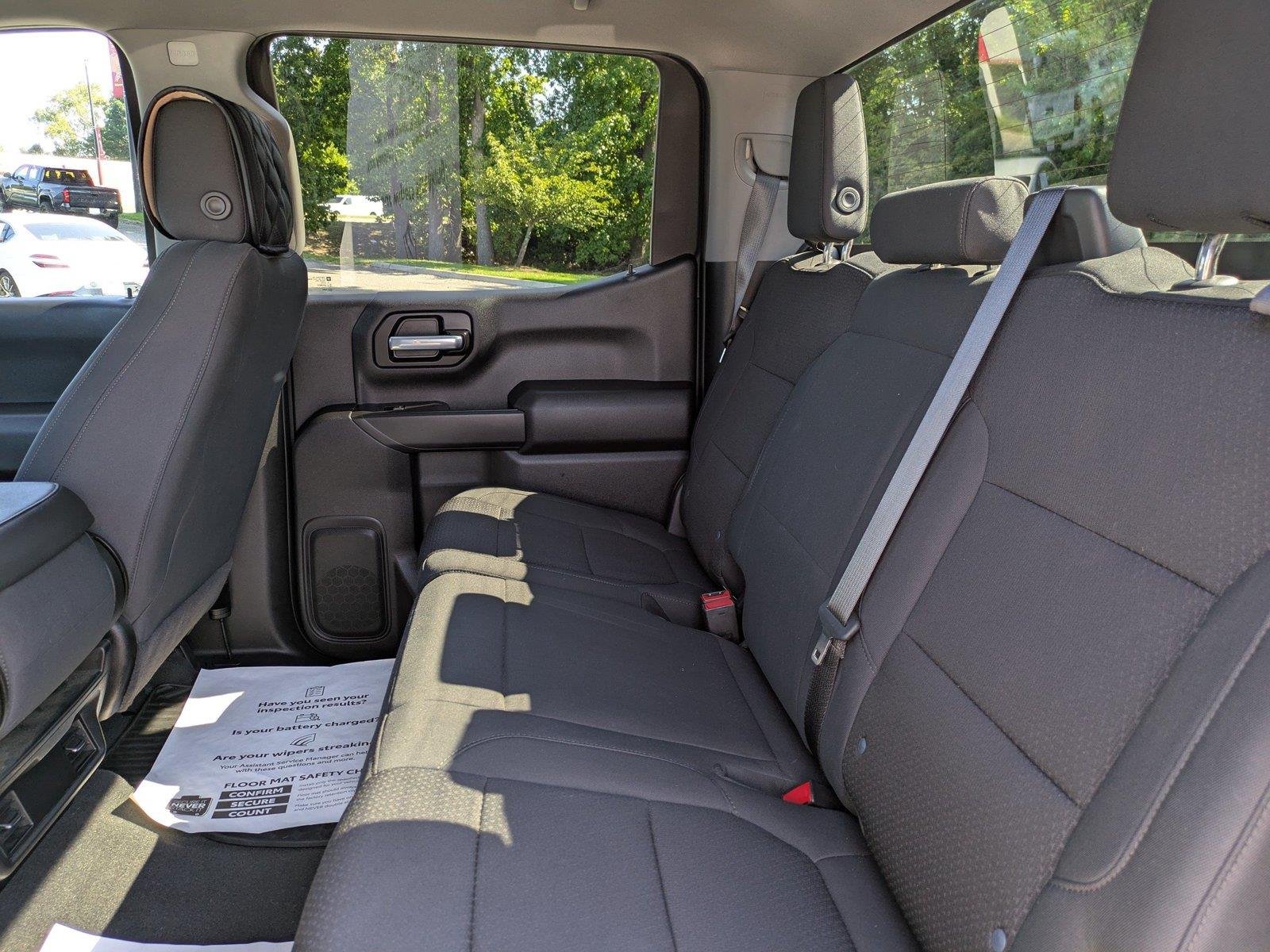 Used 2021 Summit White Chevrolet Custom image 14