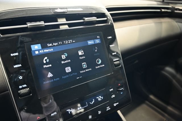 Used 2023 White Hyundai SEL image 15