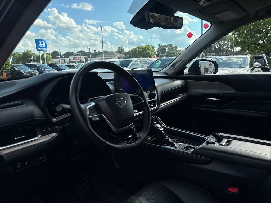 Used 2024 Black Toyota Platinum image 16