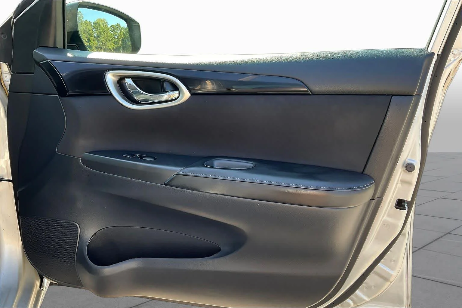 Used 2019 Brilliant Silver Metallic Nissan SV image 22