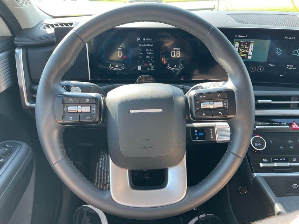 Used 2025 Serenity White Hyundai SEL image 11