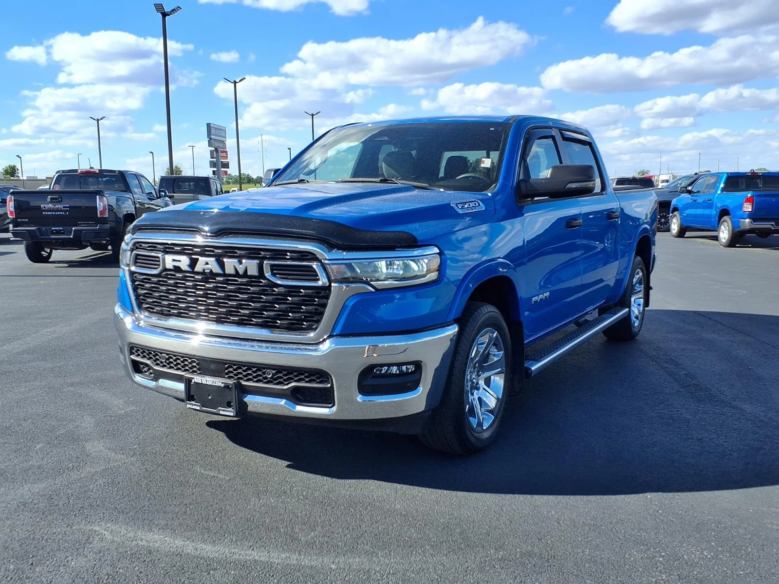 Used 2025 Blue RAM Big Horn/Lone Star image 19