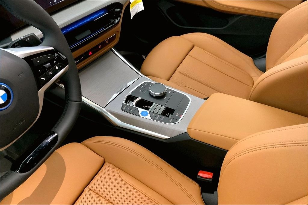 New 2026 Black Sapphire Metallic BMW xDrive40 image 6