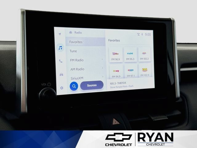 Used 2024  Toyota Hybrid SE image 15