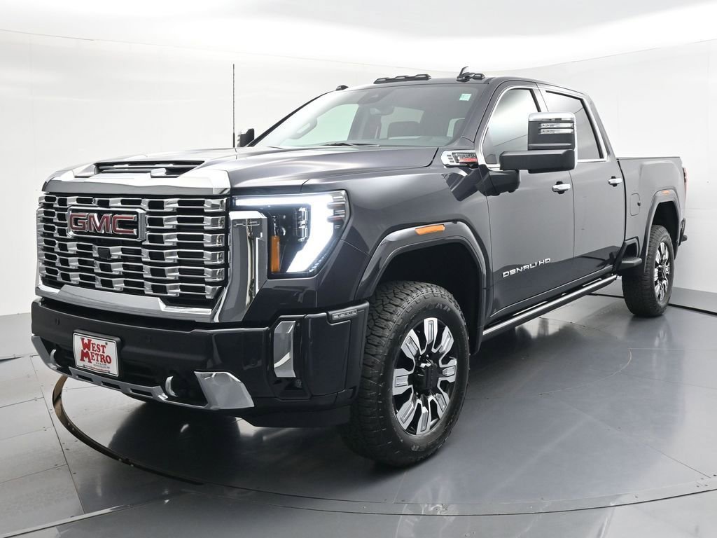 2026 GMC Sierra 4WD Crew Cab Standard Box Denali's photo