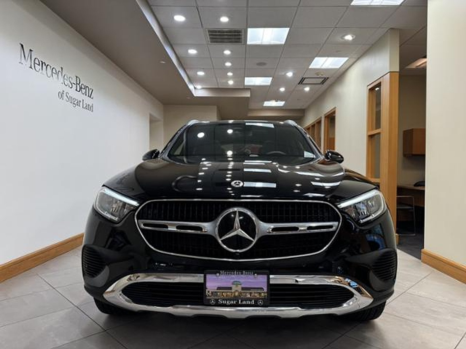 Certified Used 2025 Black Mercedes-Benz SUV image 2