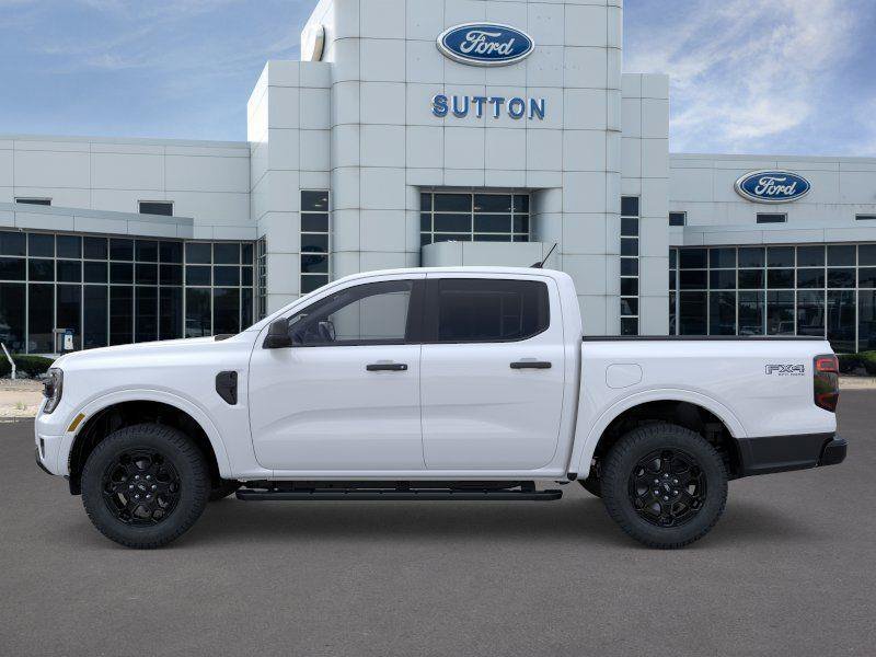 New 2025 Oxford White Ford XLT image 3