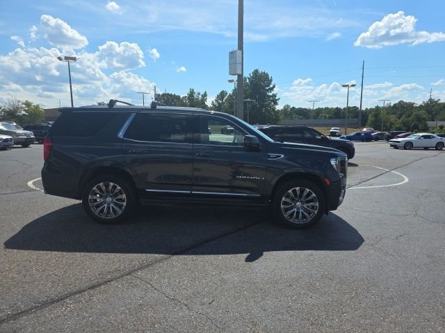 Used 2022 Hunter Metallic GMC Denali image 2