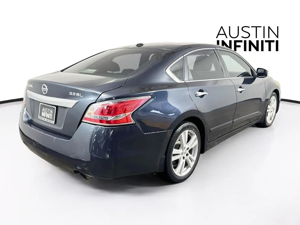 Used 2015 Blue Nissan 3.5 SL image 7