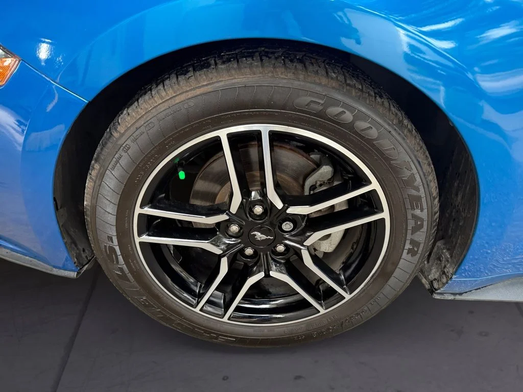 Used 2021 Blue Ford EcoBoost image 9