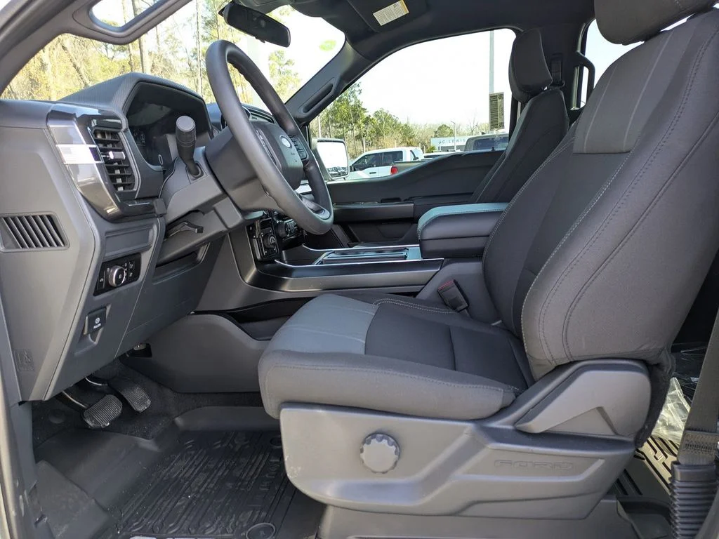 New 2026 Oxford White Ford STX image 14